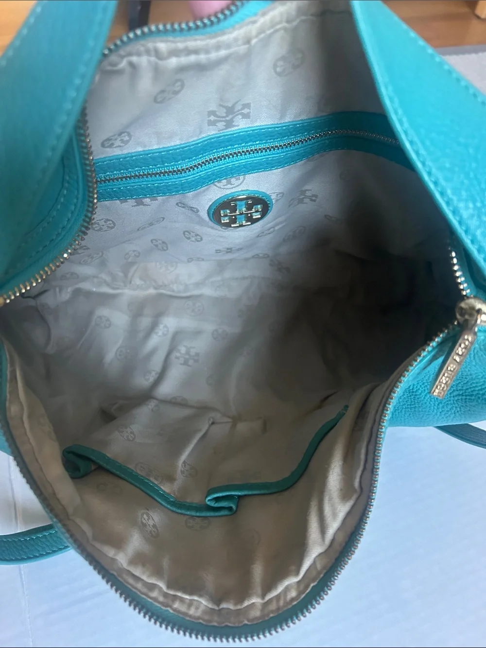 Tory Burch Amanda Crossbody Hobo in Turquoise